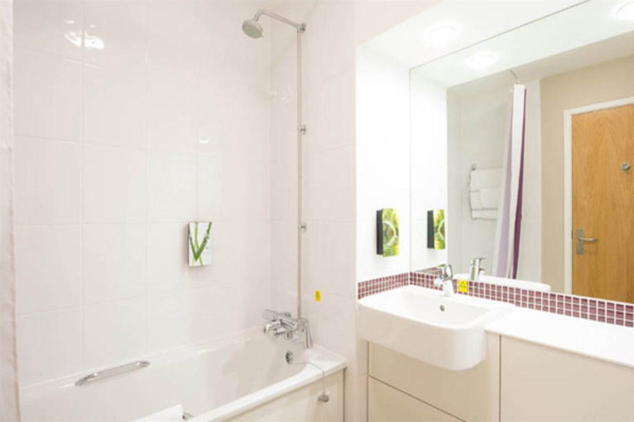 Premier Inn Cambridge Girton  Εξωτερικό φωτογραφία