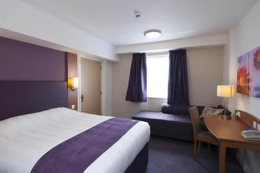 Premier Inn Cambridge Girton  Εξωτερικό φωτογραφία
