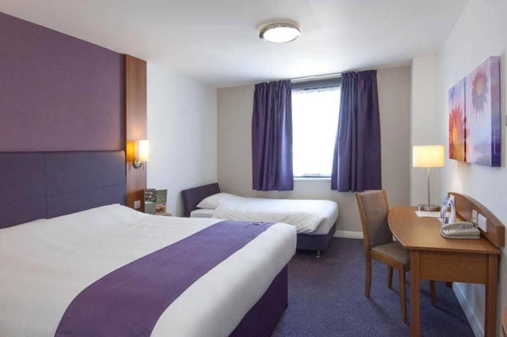 Premier Inn Cambridge Girton  Εξωτερικό φωτογραφία