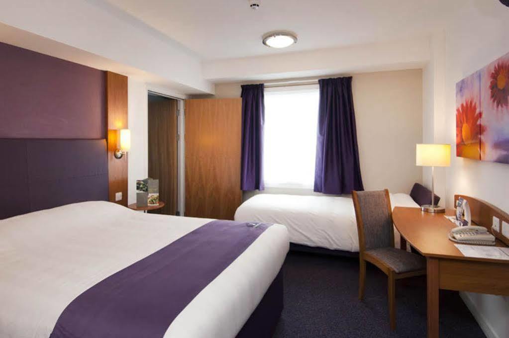 Premier Inn Cambridge Girton  Εξωτερικό φωτογραφία